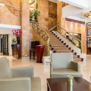 4* فندق إن.إتش أتلانتا