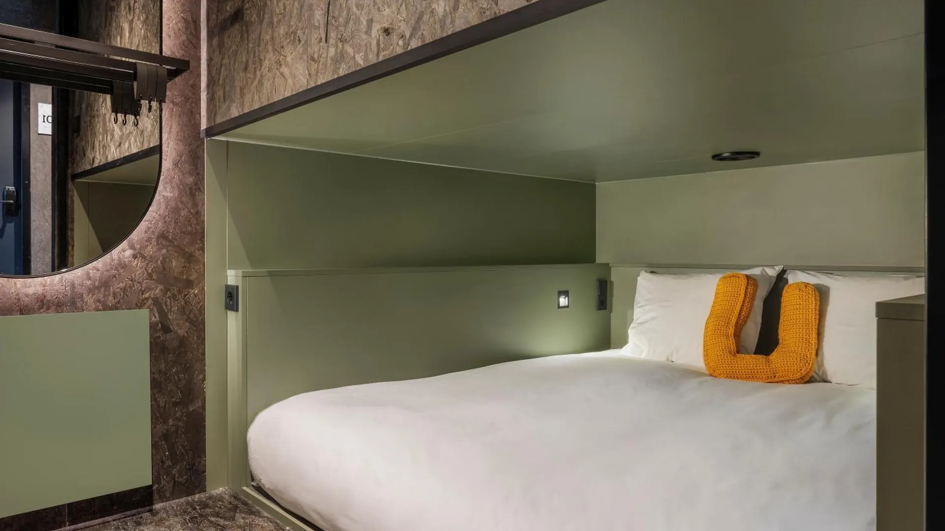 Pods By The Usual Rotterdam Hostel Nederland