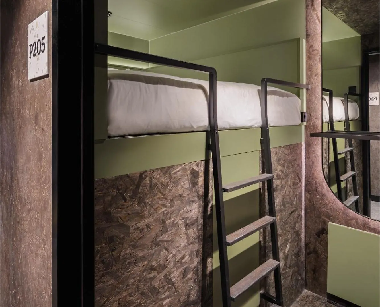 Pods By The Usual Rotterdam Hostel Nederland
